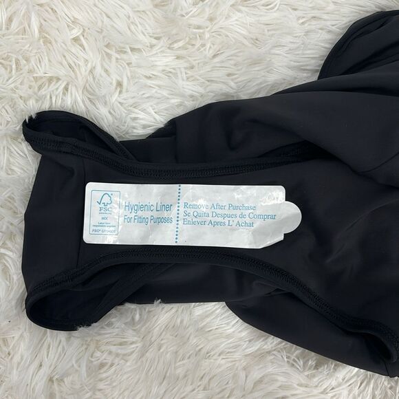 Andie Swim One Piece Swimsuit Black Size Medium - Picture 10 of 11